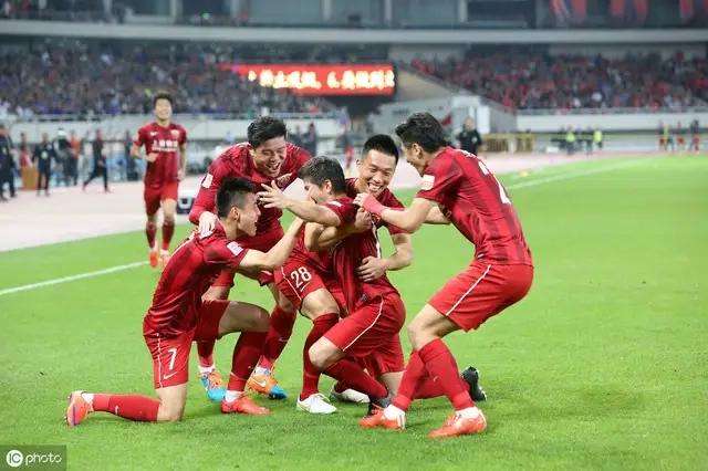 广州恒大vs上海上港「广州恒大与上海上港比赛结果」