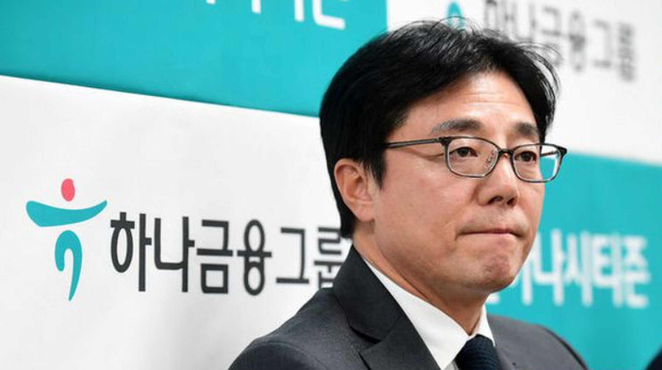 黄善洪「黄善洪退役」