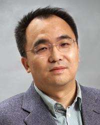 卓尔集团真正的老板「卓尔集团的老板是哪里人」