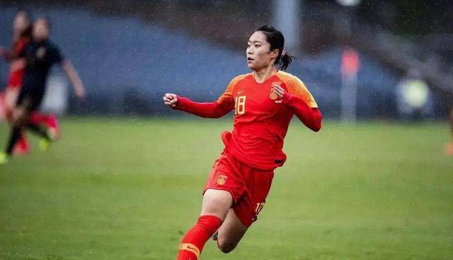 女足国脚们收入如何「女足国脚们收入如何女土牛津斜挎包」