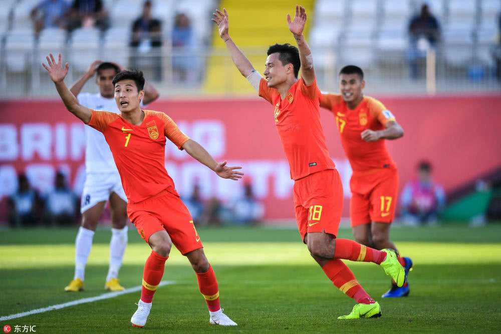 中国足球vs泰国「中国足球vs泰国1比5」