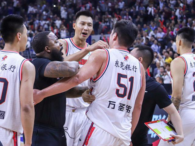 广东对新疆，广东对新疆总决赛第一场在哪里看！