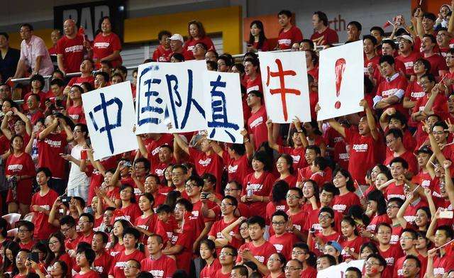 国足对韩国直播视频，中国队对韩国足球直播在哪里看！