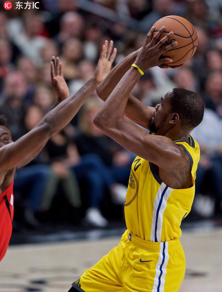 nba勇士vs开拓者，nba勇士vs开拓者2021现场直播