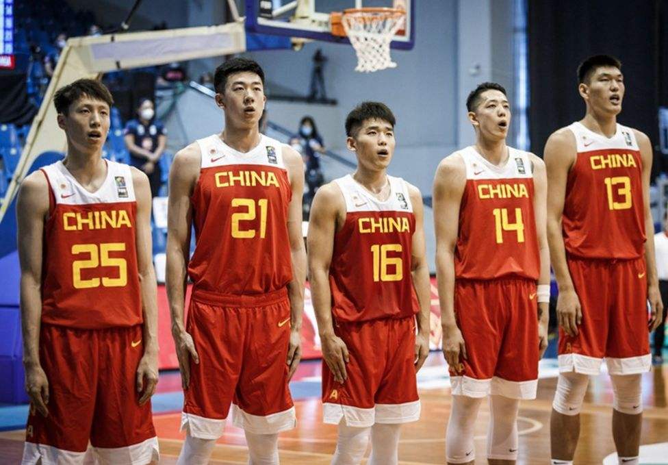 男篮直播，中国男篮对澳大利亚男篮直播