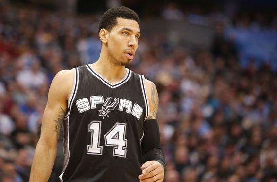 nba直播马刺，nba直播马刺灰熊