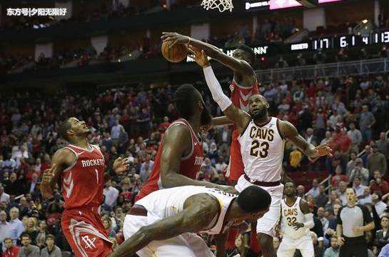 nba热火vs骑士，热火vs骑士冲进赛场的球迷