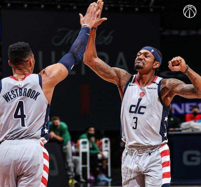 nba火箭vs快船，nba火箭vs快船见佛利防哈登
