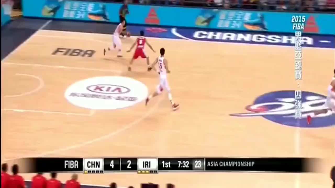 易建联怒推哈达迪，易建联怒推哈达迪保护赵继伟