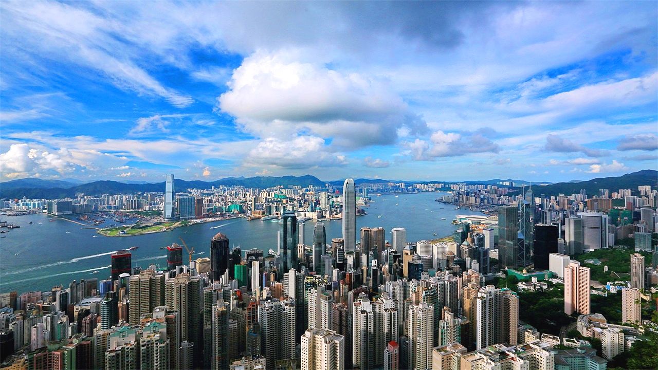 中国对香港，我国政府对香港恢复行使主权是在什么时候