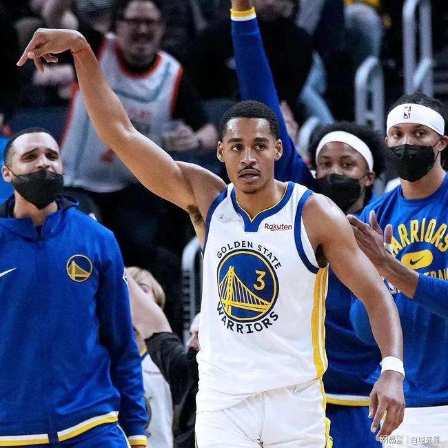 nba湖人vs勇士，nba湖人vs勇士比分