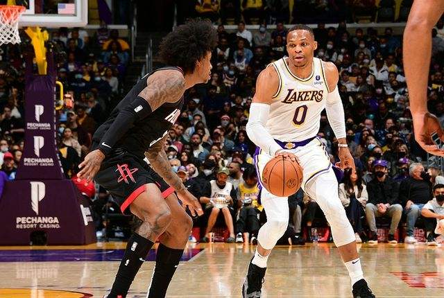 nba湖人vs马刺，nba湖人vs马刺直播视频