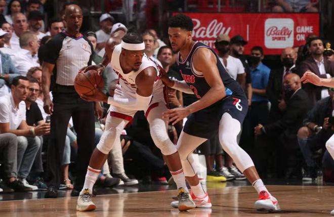 nbacctv5直播，NBAcctv5直播时间
