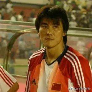 02年世界杯中国队，02年世界杯中国队9号