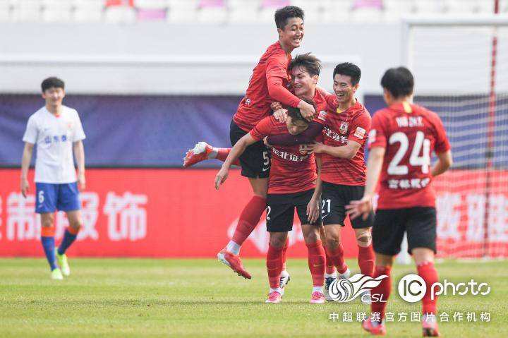 长春亚泰主场，长春亚泰主场搬迁