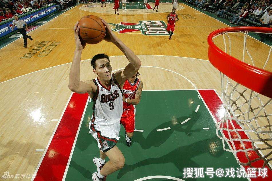 易建联nba首秀，易建联最后一次nba