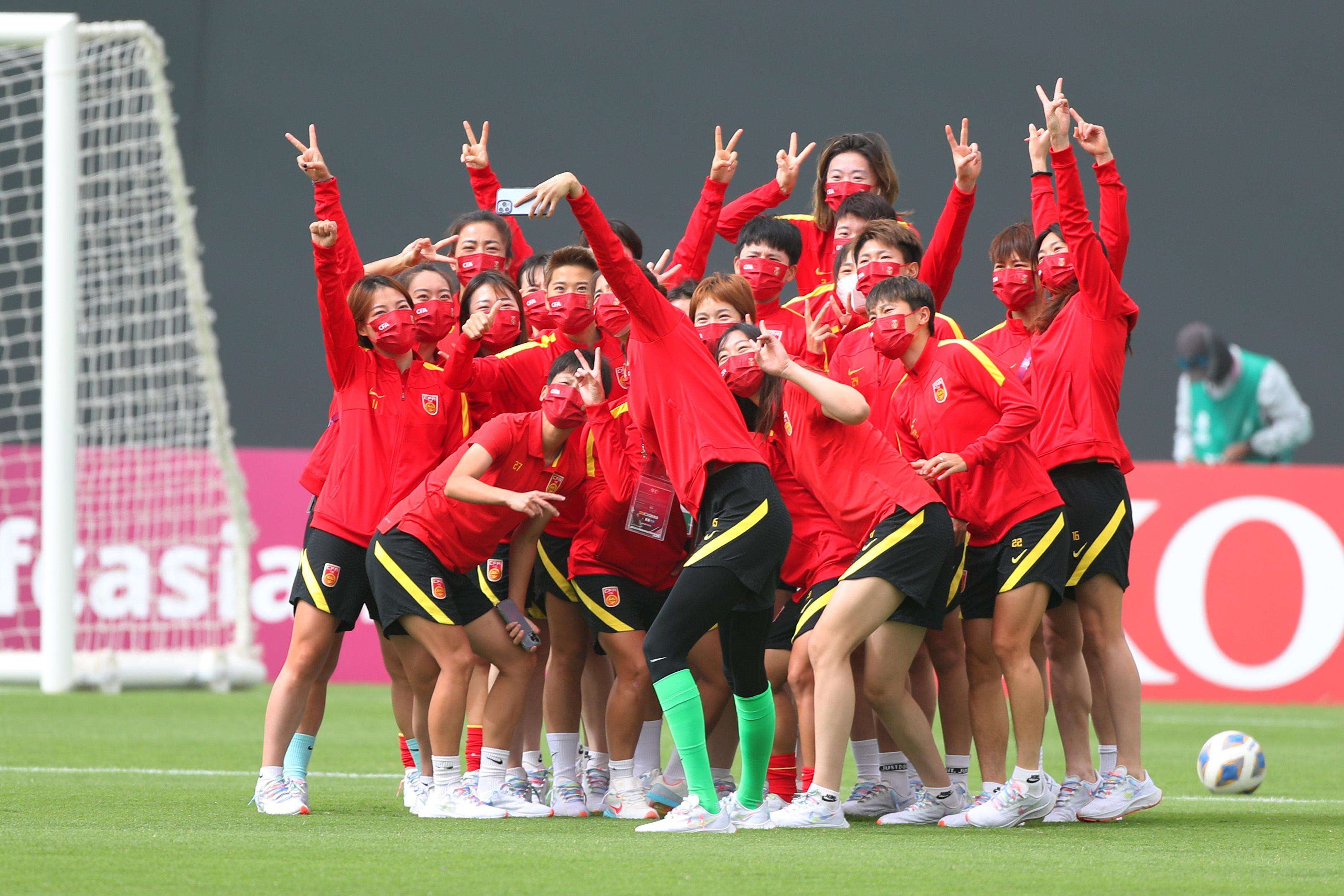 中国女足比赛，中国女足比赛观后感