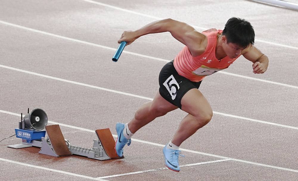 男子4X100M接力决赛时间，男子4x100m接力决赛时间美国