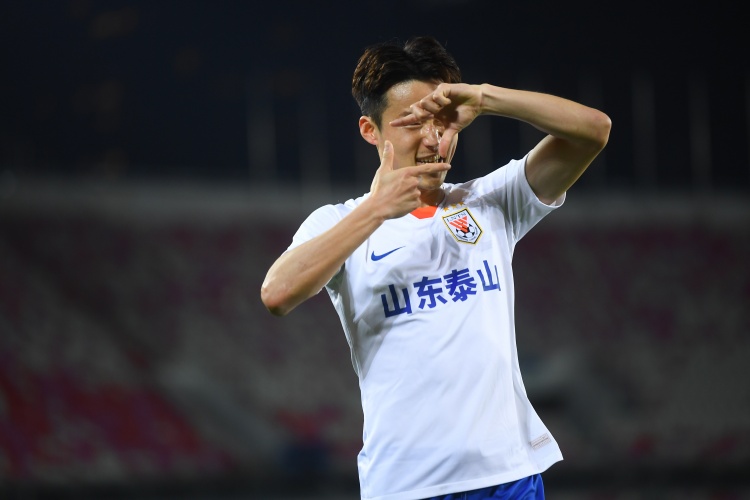 足球报:若孙准浩去踢世界杯,基本上从中超第二阶段开始就将缺席