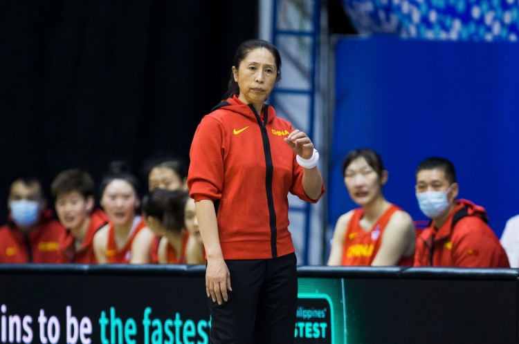 祝中国女篮主教练郑薇59岁生日快乐!
