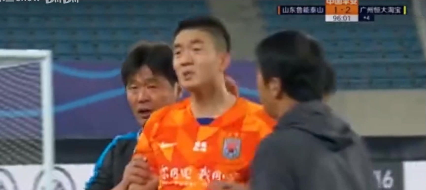 戴琳飞铲梅方竟然怒不可遏！李霄鹏+自家外援都看不下去了