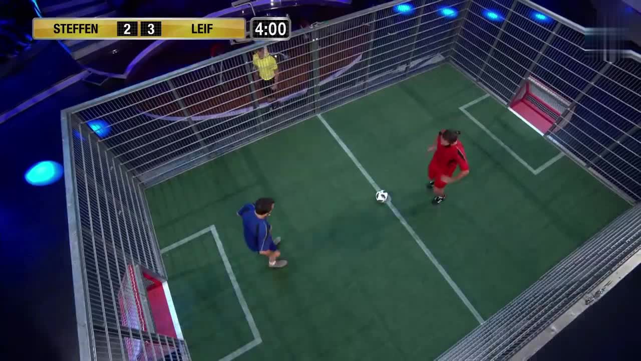 每一秒都得拼！1V1足球赛个人实力的对抗！