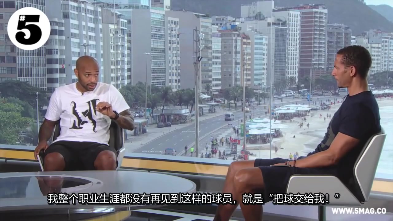 亨利：梅西一生气就过掉所有对手然后进球得分