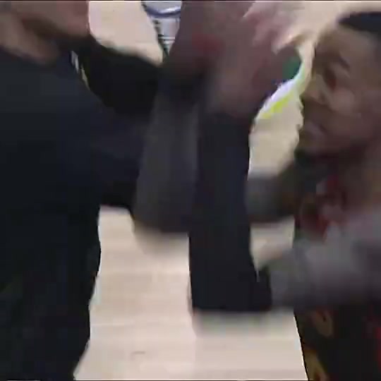 跨界影响力！NBA球员模仿C罗庆祝