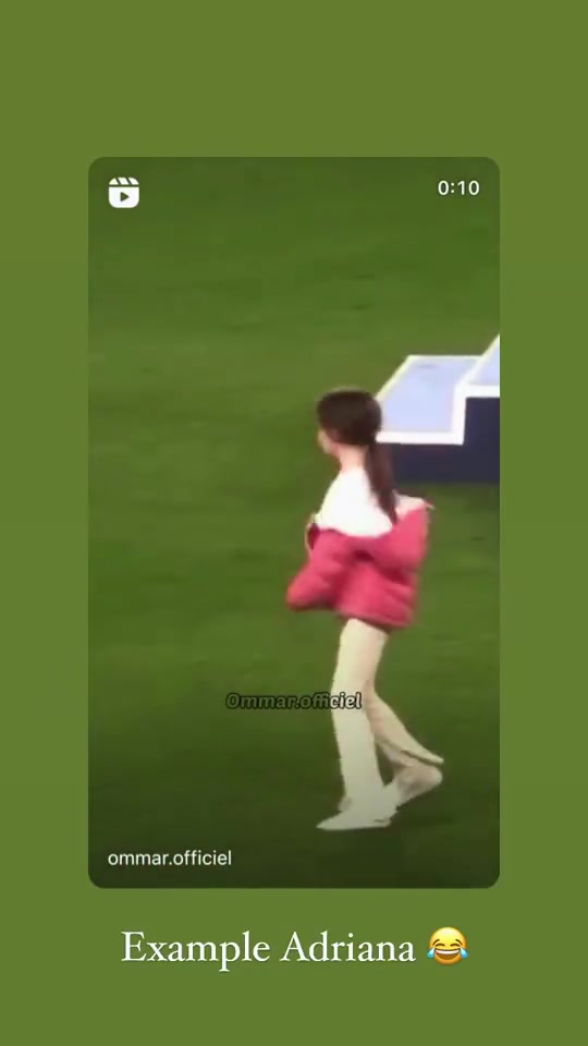 看动作就能猜出这是谁的女儿了