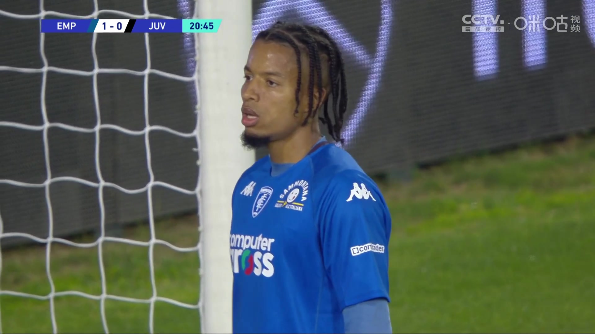 尤文0-2落后！鲁佩托禁区内乱战破门