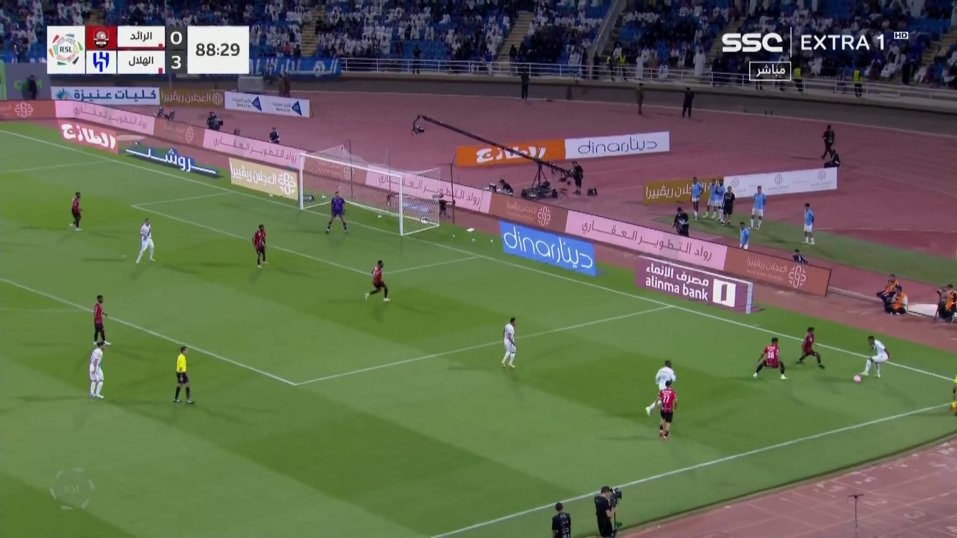利雅得新月4-0打爆对手！哈姆丹门前两连击破门！