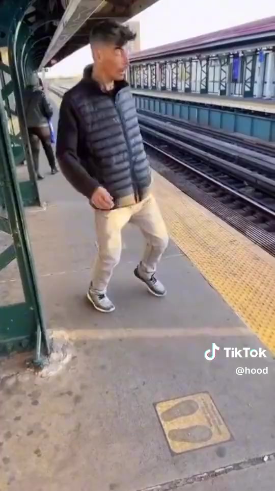 网友恶搞：这就是昨晚的哈弗茨