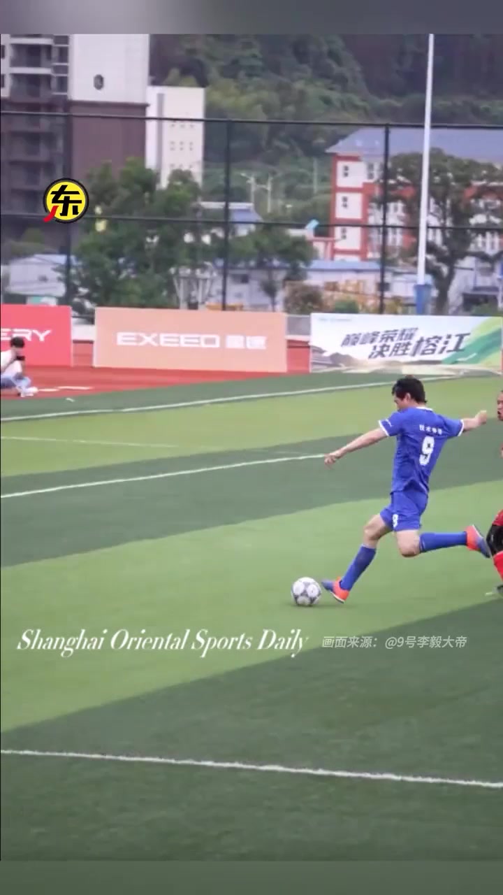 大帝出征！李毅村超赛场上进球