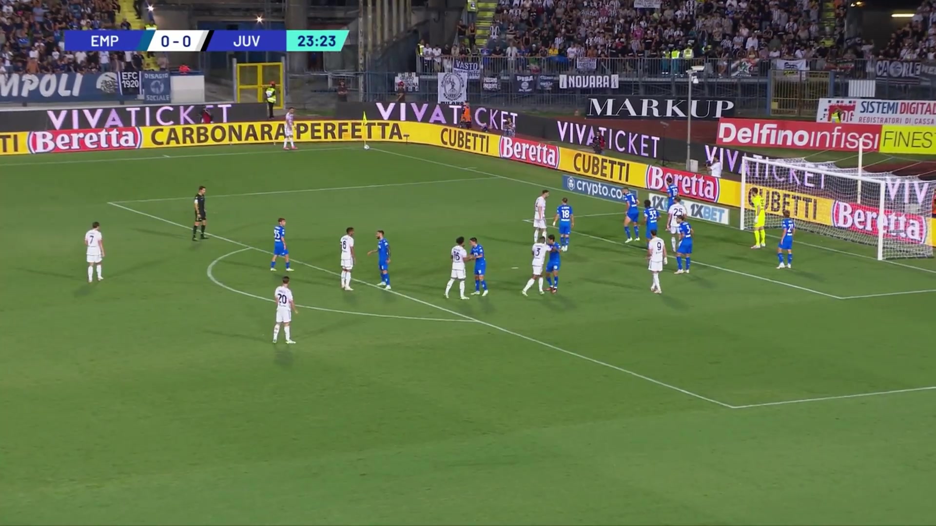 尤文1-0领先！达尼洛门前乱战破门建功