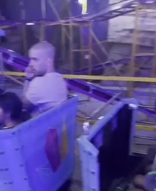 可爱！C罗的孩子们在利雅得的游乐园玩耍