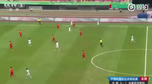 贺炜昔日谈韦世豪红牌：大家都是靠这个吃饭的 需要避免这些