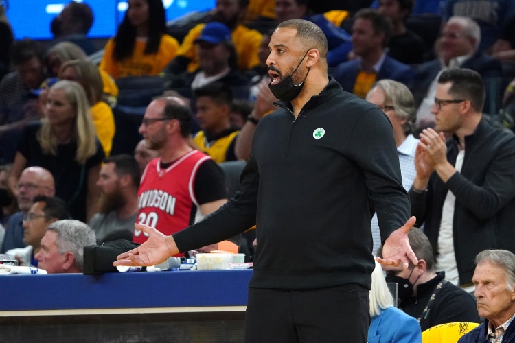 Woj：火箭希望一位大牌接任主帅 乌度卡&沃格尔等人为主要候选