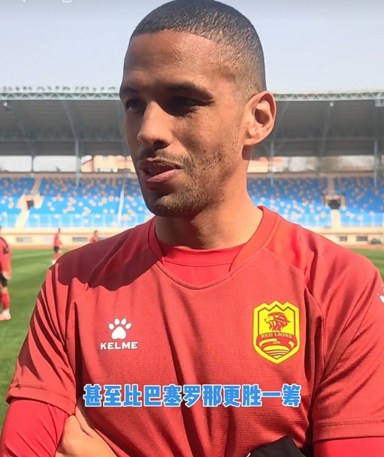 小里瓦尔多：青岛比巴塞罗那更美父亲也喜欢中国的足球