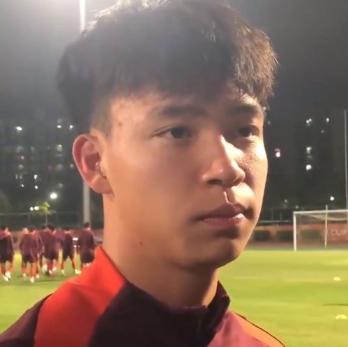 王钰栋：很多球迷观赛会给我们带来动力希望大家多多支持U20国青