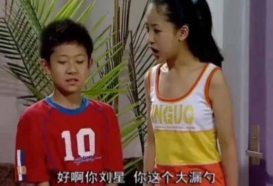 灾难表现！阿拉巴全场两次折射致丢球，“刘星”成了最大倒霉蛋